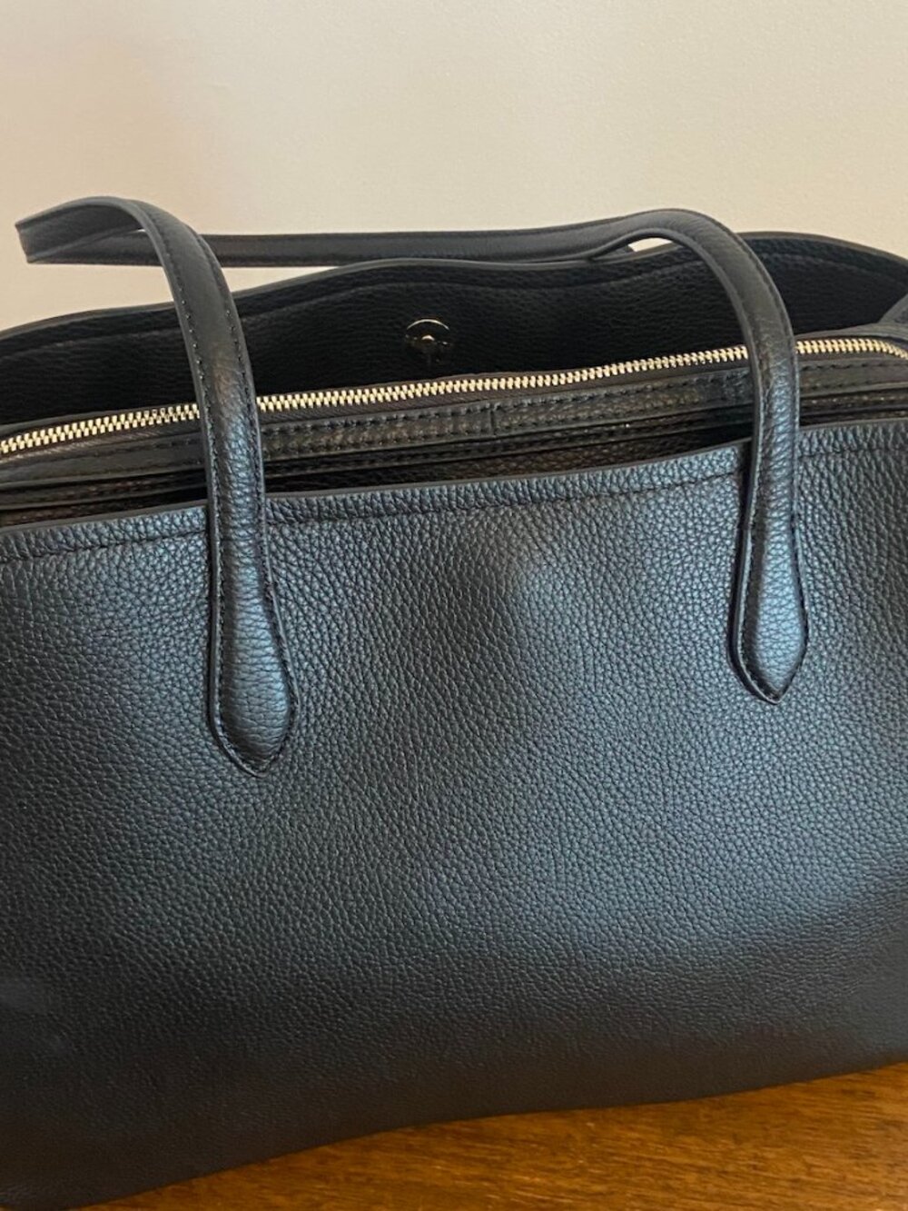 Vivienne Work Tote (Black) in Great Condition for Sale - $115